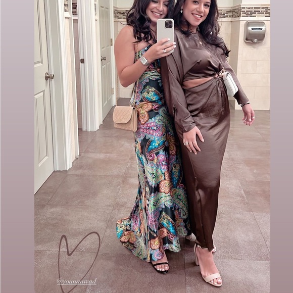 EXPRESS SATIN BROWN CUT OUT MIDI MAXIEVENING LONG SLEEVE PARTY DRESS - Picture 10 of 11